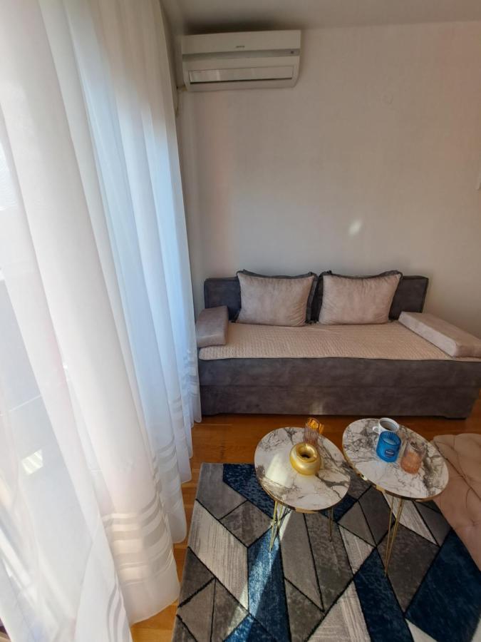 Hana Apartment พอดโกริกา ภายนอก รูปภาพ