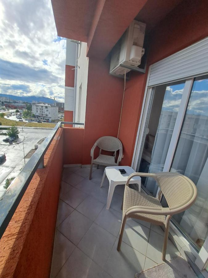 Hana Apartment พอดโกริกา ภายนอก รูปภาพ