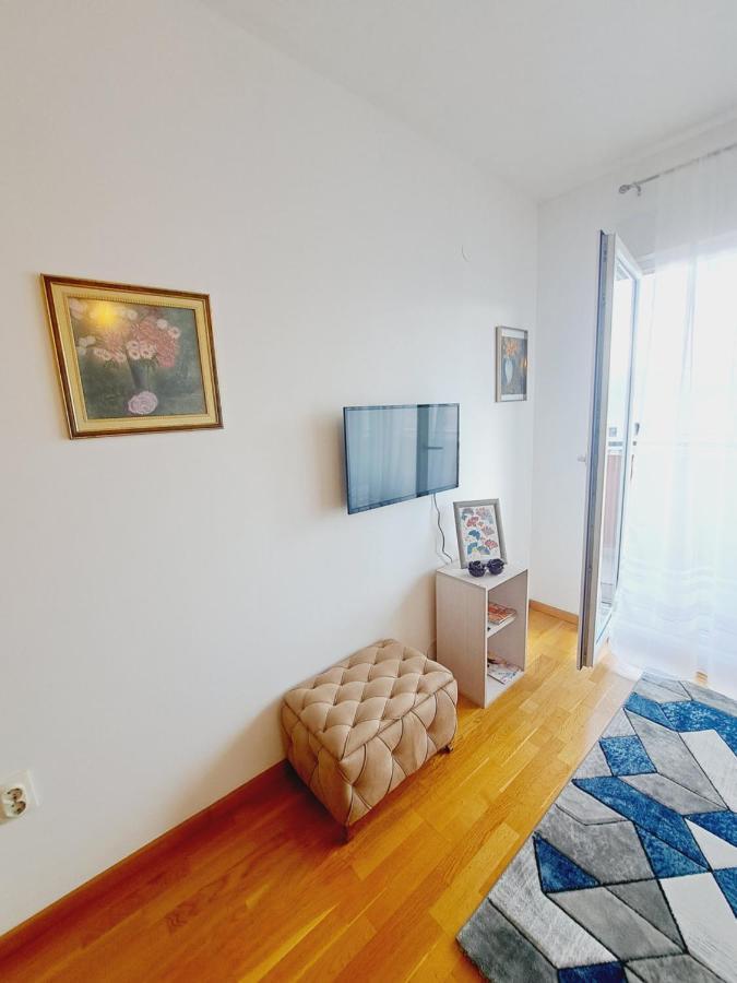 Hana Apartment พอดโกริกา ภายนอก รูปภาพ
