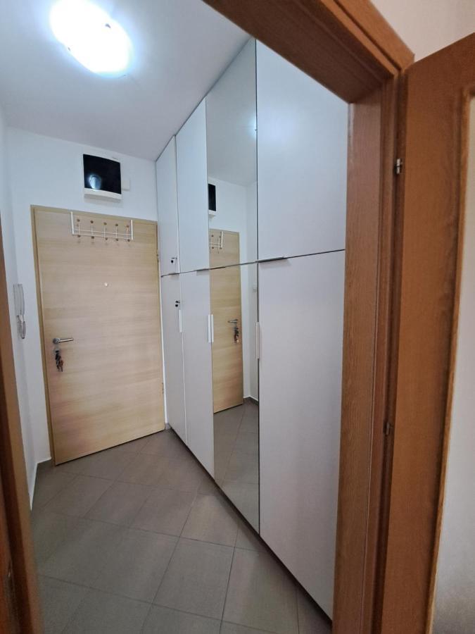 Hana Apartment พอดโกริกา ภายนอก รูปภาพ