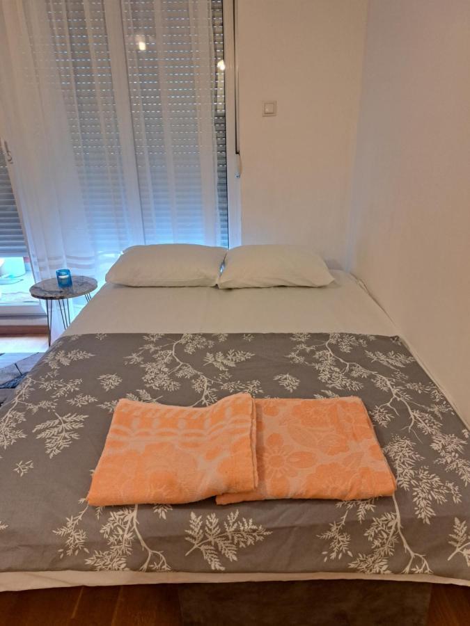 Hana Apartment พอดโกริกา ภายนอก รูปภาพ