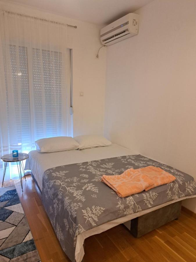 Hana Apartment พอดโกริกา ภายนอก รูปภาพ