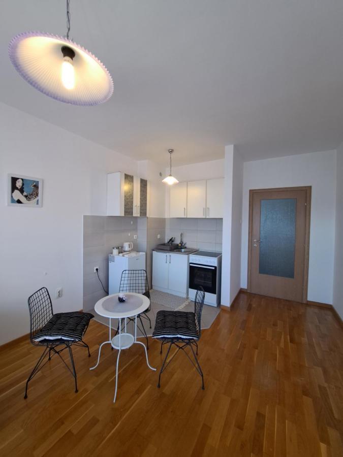 Hana Apartment พอดโกริกา ภายนอก รูปภาพ